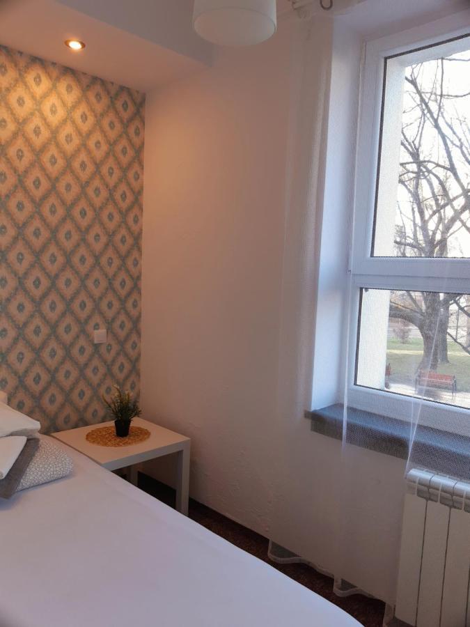 Pastel Guest Rooms ワルシャワ エクステリア 写真