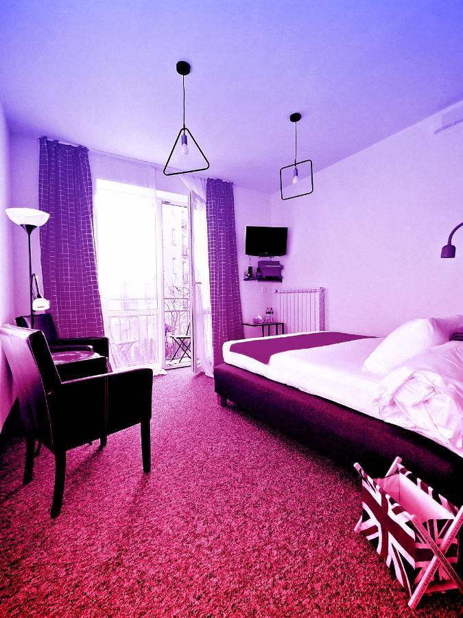 Pastel Guest Rooms ワルシャワ エクステリア 写真
