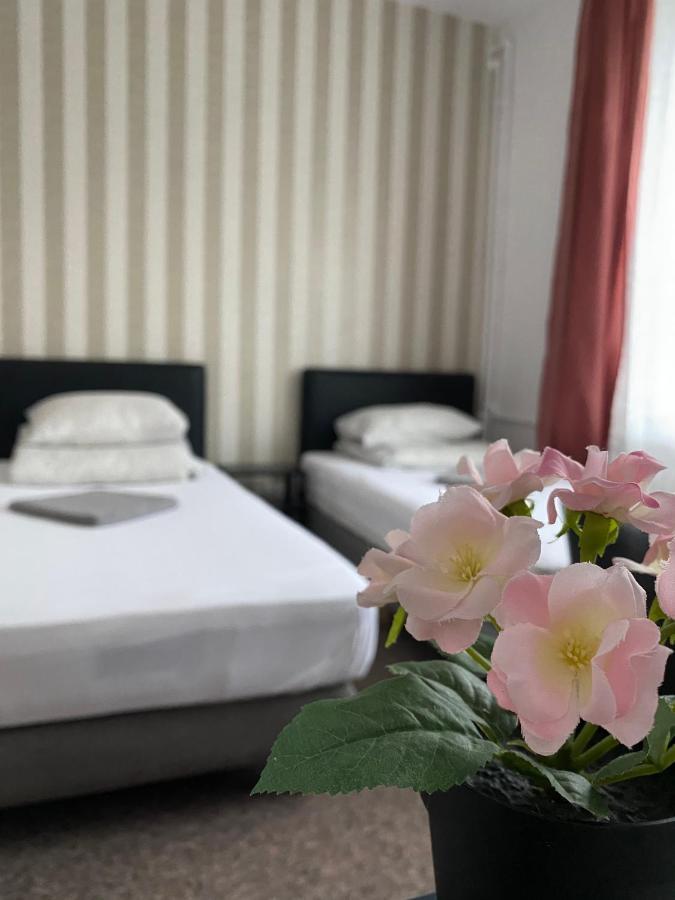 Pastel Guest Rooms ワルシャワ エクステリア 写真